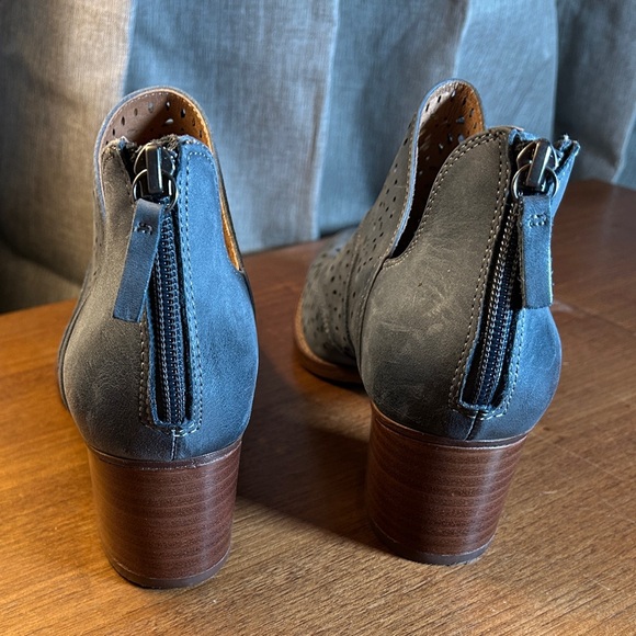 Sofft Perforated Blue Ankle Booties - Picture 3 of 3